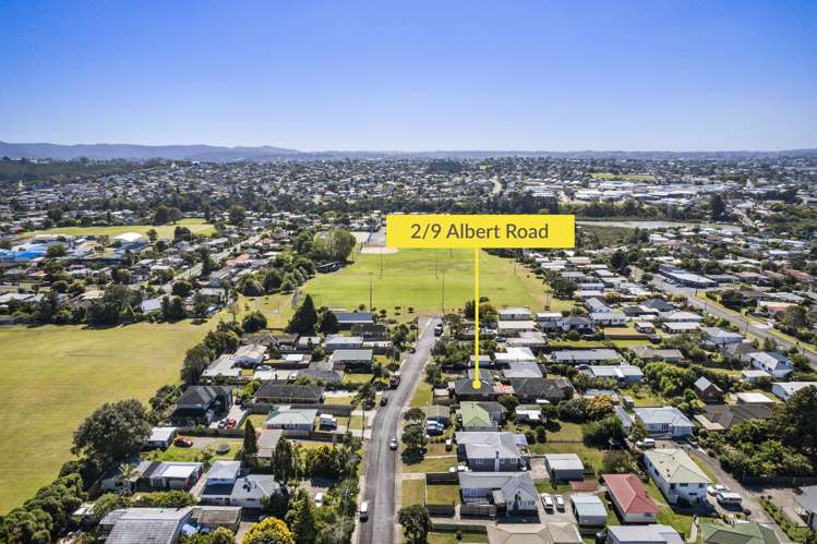 2/9 Albert Road Kelston_3