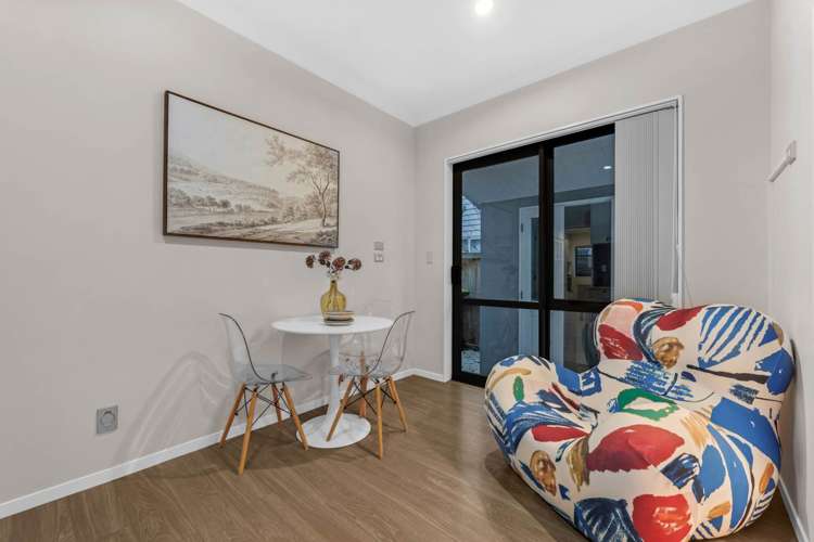 19 Carrickdawson Drive Flat Bush_15