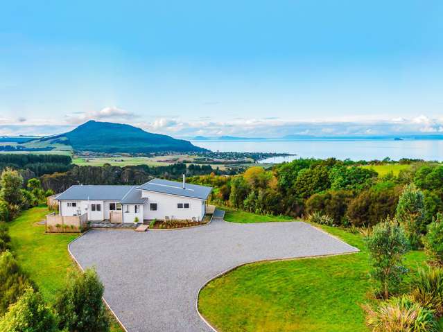 Lakeside lifestyle awaits