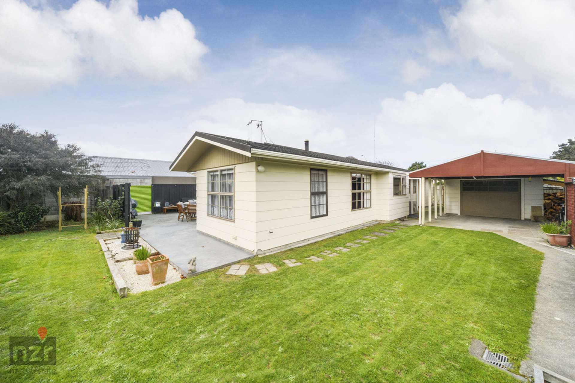 54 John F Kennedy Drive Milson_0