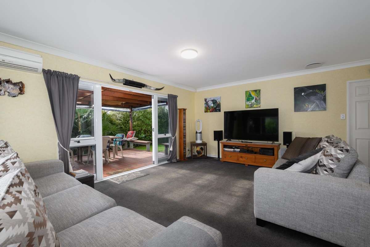 52 Stephens Place_2