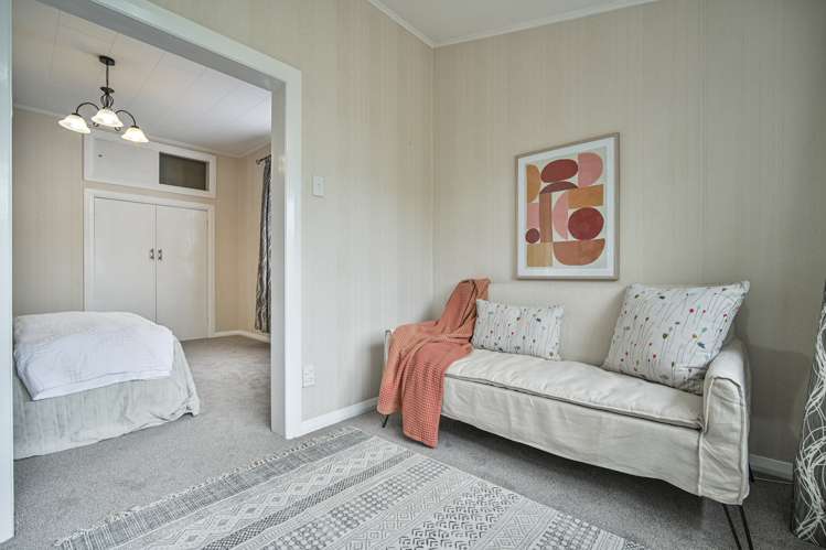 810 Queen Street East Parkvale_8