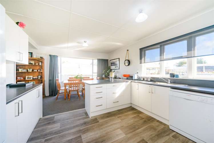 6 Goldings Line Marton_5