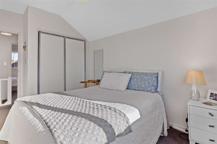 3/71 Office Road Merivale_11