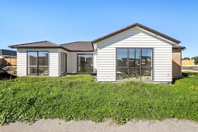 11 Castlepoint Avenue Takanini_3