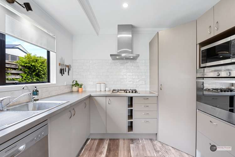 36a Outram Grove Kelson_8