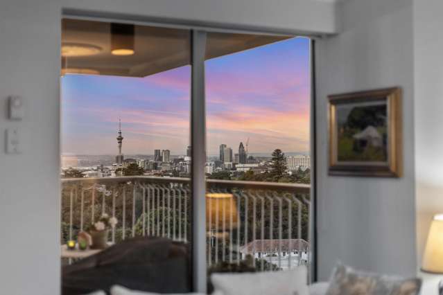 8B/75 Owens Road Epsom_2