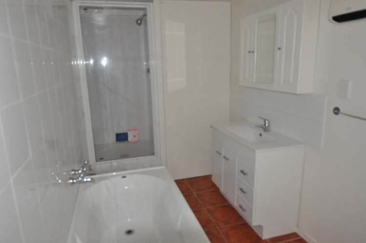 8/408 The Esplanade Island Bay_20