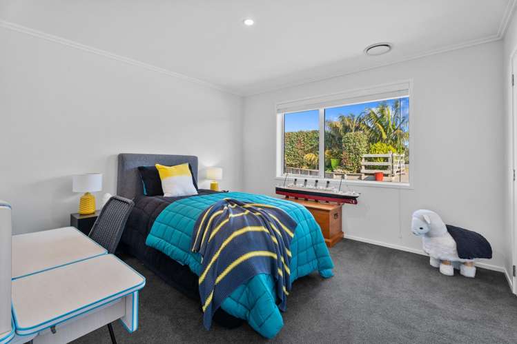 9 Livery Lane Taupaki_10