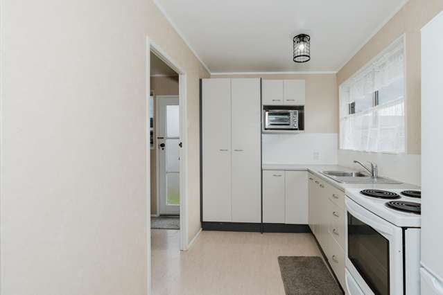 22a Leslie Place Deanwell_4