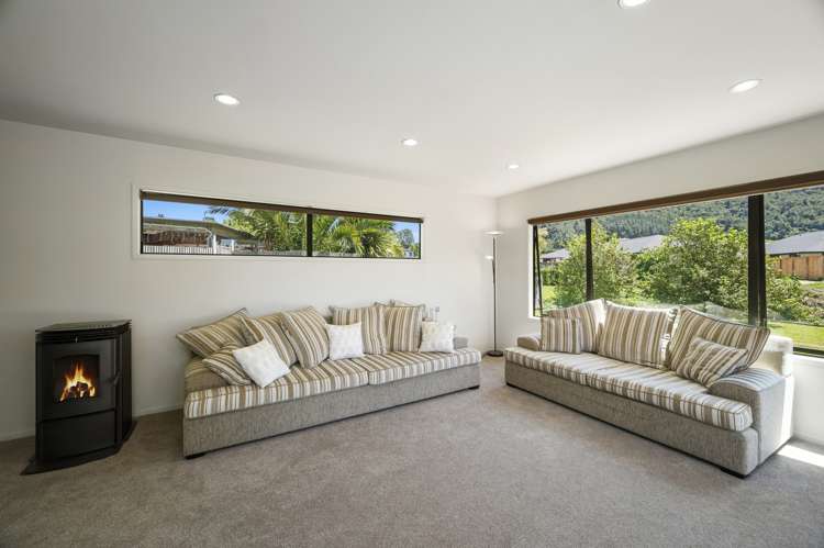 8 Caulfield Place Pukehangi_19