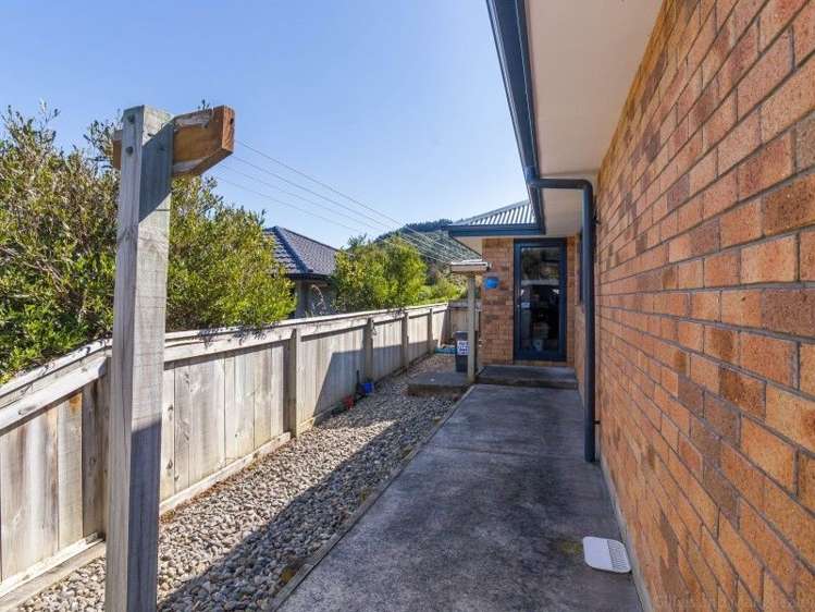 18 Garrett Place Riverstone Terraces_34