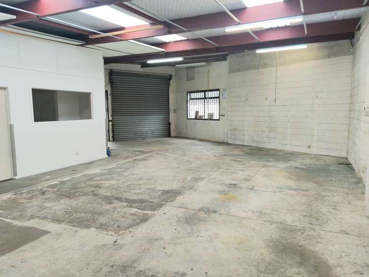 Unit E/4 Heremai Street Henderson_1