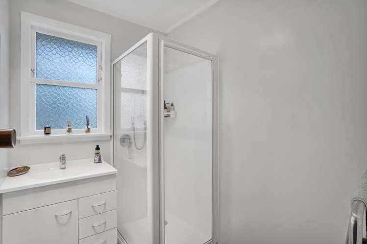 2/6 Essex Street Vogeltown_11