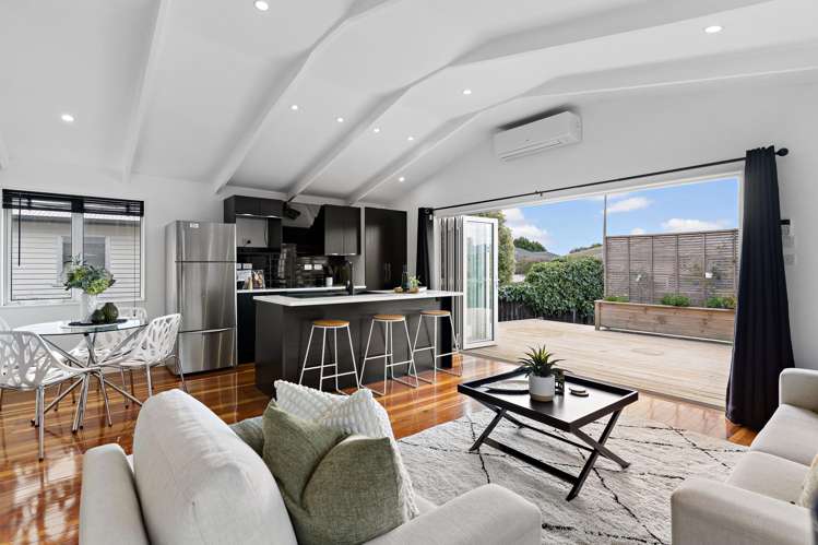 1/6 Mcleod Road Manurewa_3