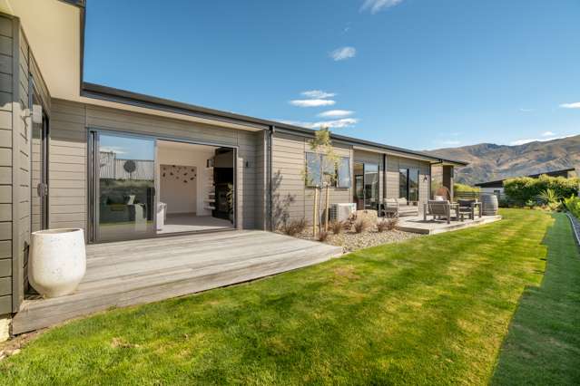 9 Centre Crescent Wanaka_2