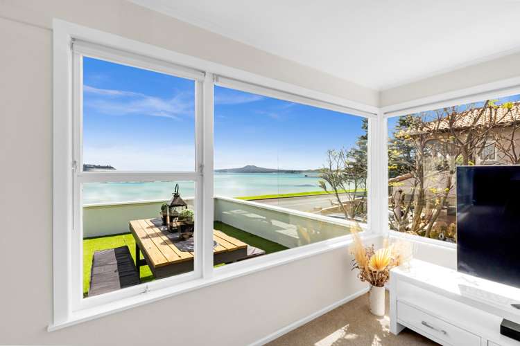 3 The Parade Bucklands Beach_11