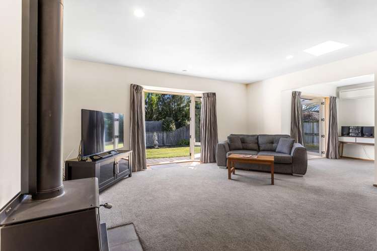 25A Kingsbury Avenue_4
