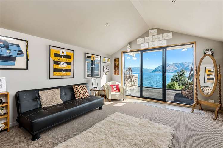 14 Skinner Crescent Lake Hawea_11