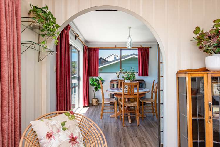 90 Tweed Road Papakowhai_9