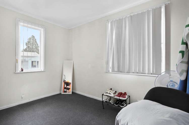 67 Cobham Crescent Kelston_8