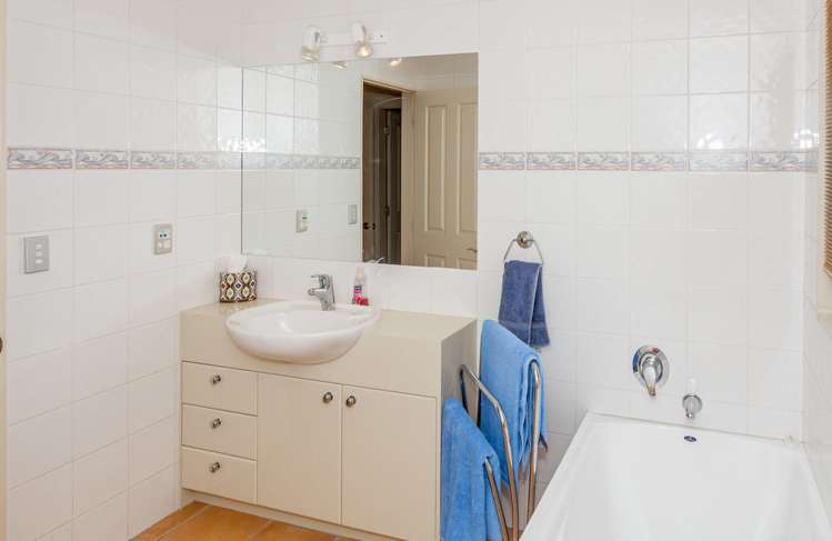 303b Mary Road Whangamata_16