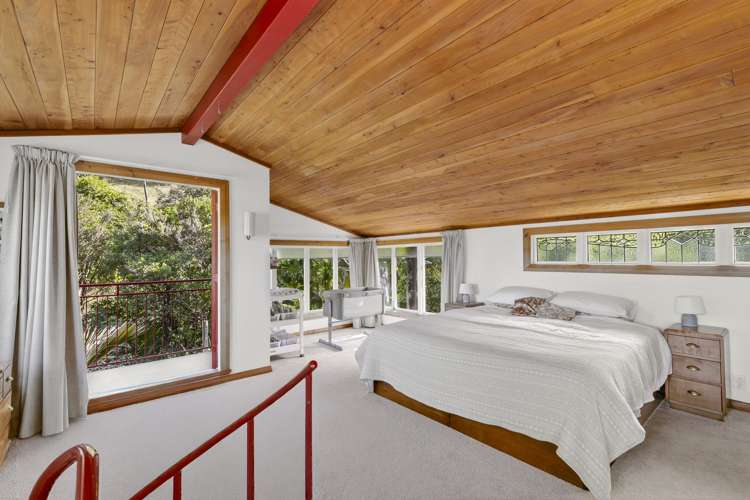 21 Airlie Street Glenduan_13