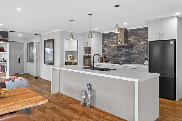 89 Halberg Street Dallington_8