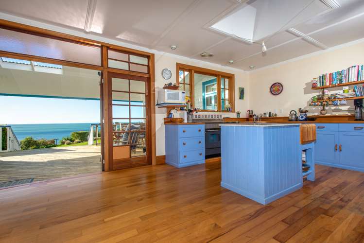 70 Lookout Road Parapara_6