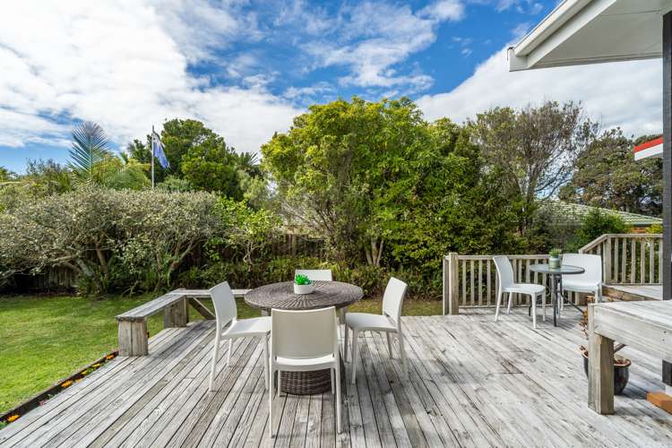 42a Old Lake Road Narrow Neck_9