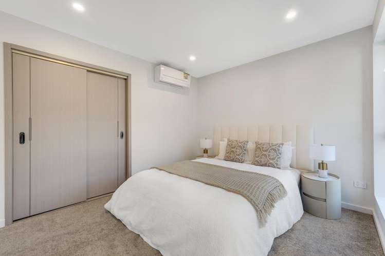 1-5/1 The Esplanade Eastern Beach_16