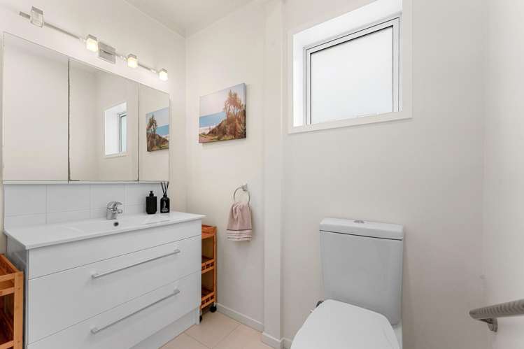 14 Clyside Avenue Half Moon Bay_25