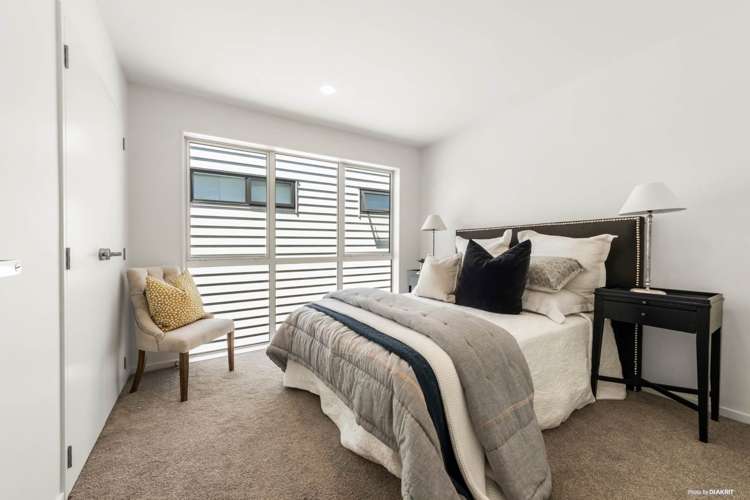 7b Ascent Street Flat Bush_10