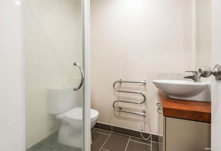 1215/135 Hobson Street Auckland Central_9