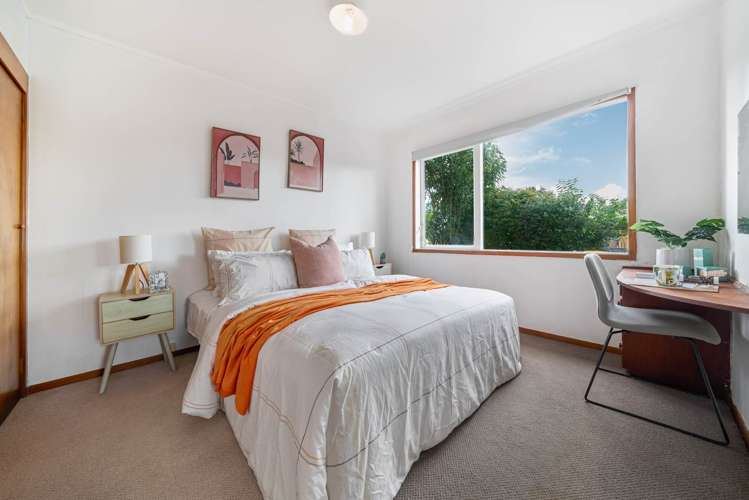 2/114 Eban Avenue Hillcrest_3