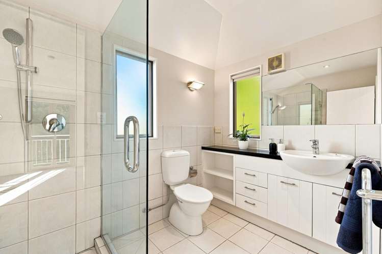 1B Brighton Terrace Mairangi Bay_11