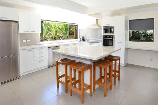 367 Whangaparaoa Road Stanmore Bay_3