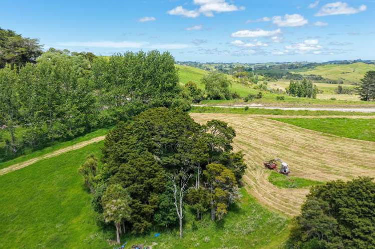 9 Petley Road Paparoa_10