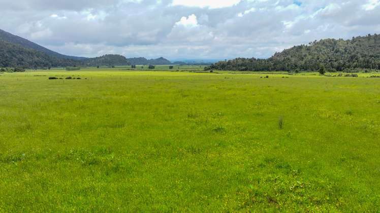 Station Road and Hodgkinson Road Inchbonnie_15