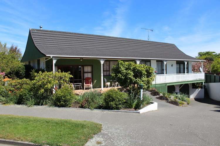 221 Middle Road Allenton_16