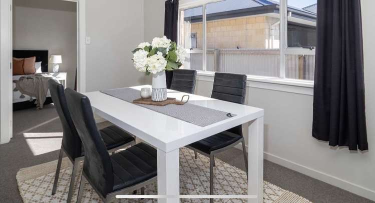 89 Creek Road Allenton_2