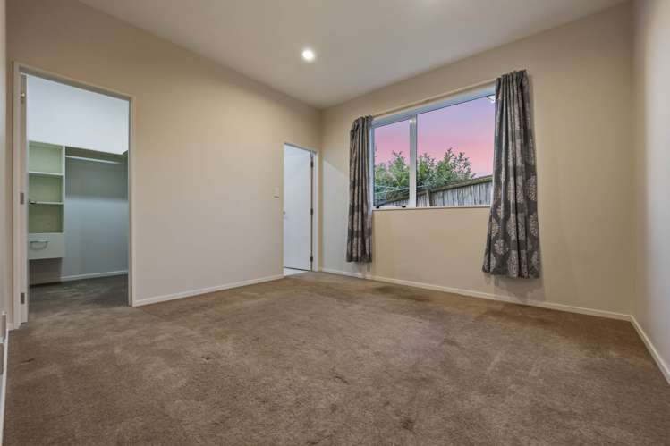 64 Kirikiri Drive Papakura_16