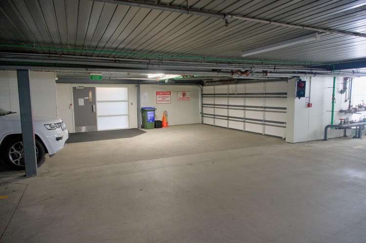 20/269 Wakefield Quay 1937_8