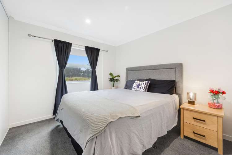 103/26 Shortfin Place Flat Bush_5