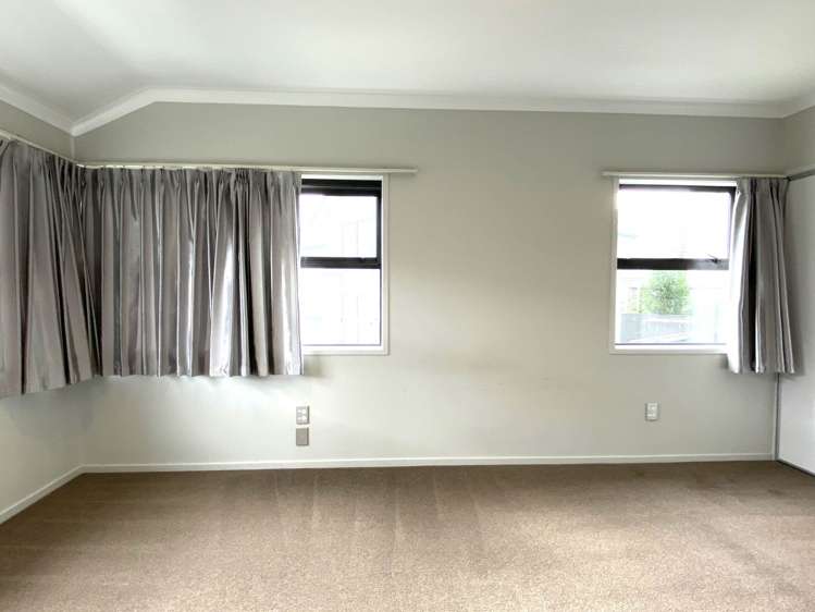 22 Hirimate Place Flat Bush_5