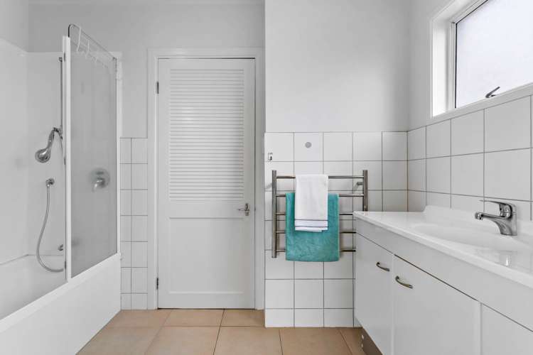 1/17 Norman Road Hauraki_13