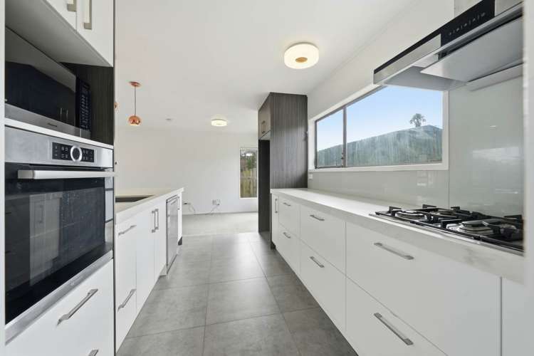 38 Oaktree Avenue Browns Bay_10