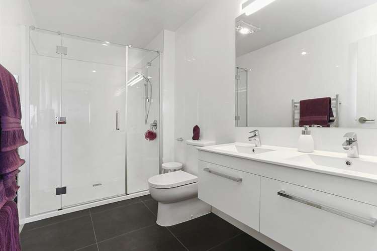 134 Colonial Drive Silverdale_15