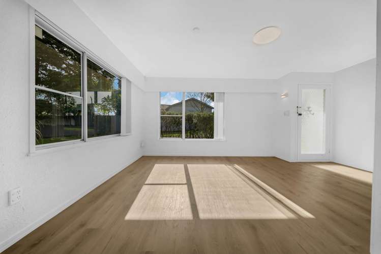 2/84B Great South Road Manurewa_8