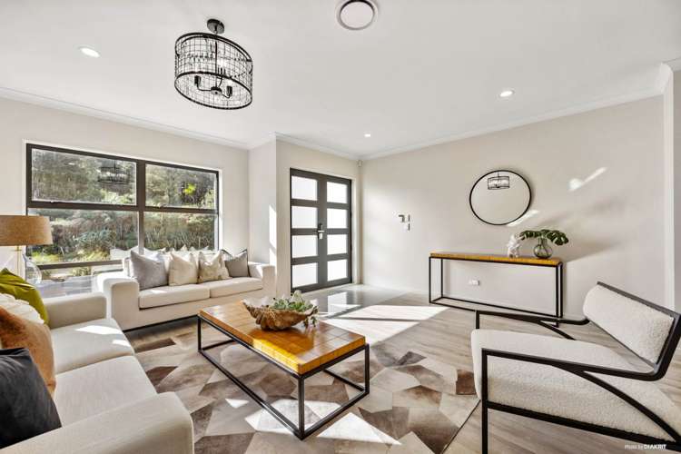 49 Bushfield Drive Flat Bush_2
